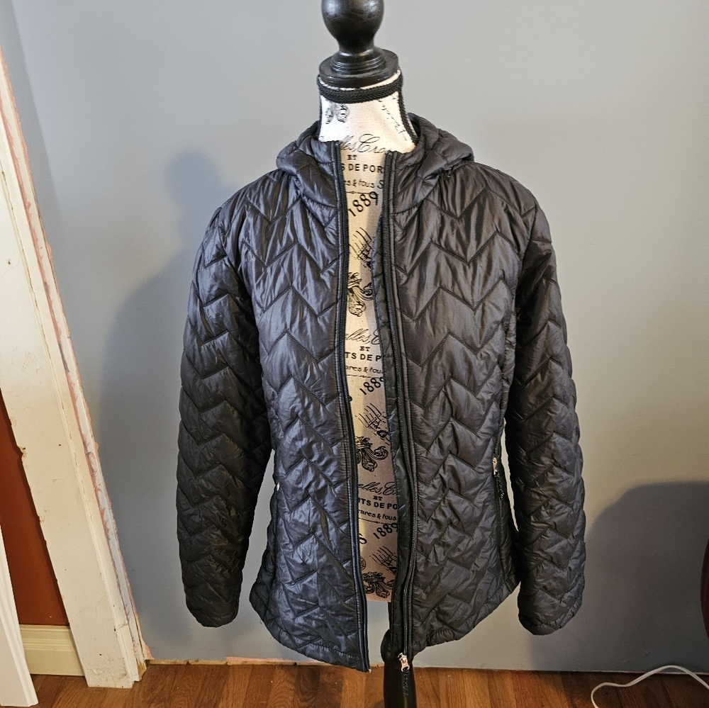 Free country light weight zip up hooded jacket